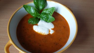 Zupa krem z pomidorów i pieczonej papryki