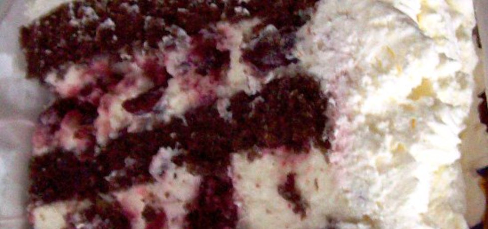 Tort z bitą śmietaną i wiśniami (autor: agnieszka8725 ...