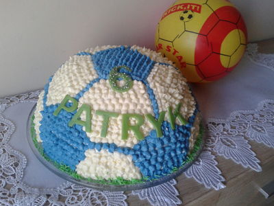 Tort urodzinowy ''piłka''