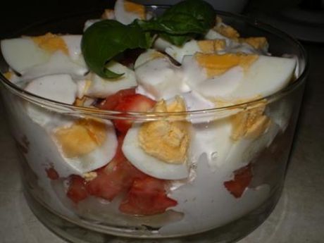 Przepis  sałatka z jajek, kalafiora i pomidorów przepis