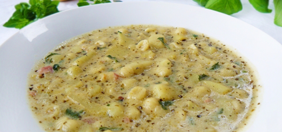 Kremowa zupa prosciutto z pesto (autor: ostra-na