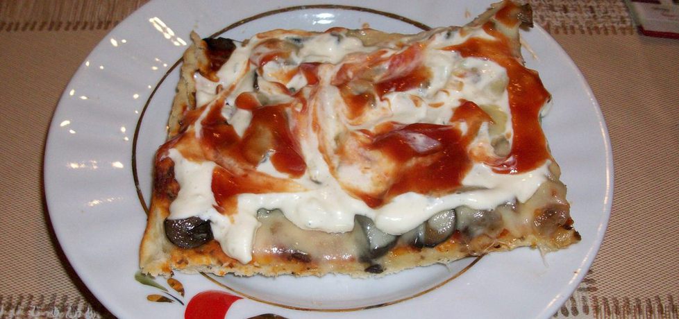 Pizza z leśnymi grzybami (autor: elka72)