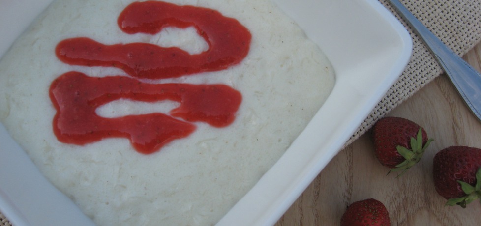 Płatki ryżowe na mleku z musem truskawkowym (autor: anemon ...