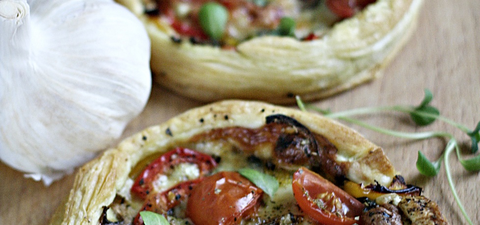 Mini pizza na francuskim cieście (autor: kuchnia