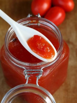Dżem z pomidorów na słodko  prosty przepis i składniki