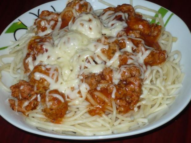Przepis  spaghetti z zakochanego kundla z serem przepis