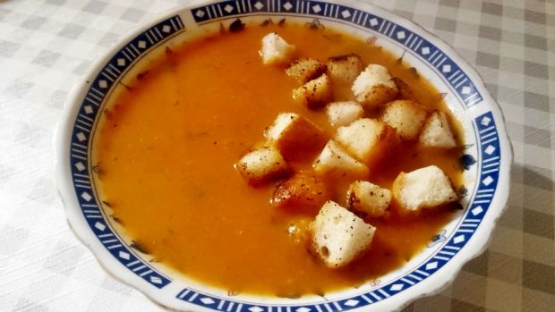 Przepis  zupa krem z dyni, marchewki i papryki przepis