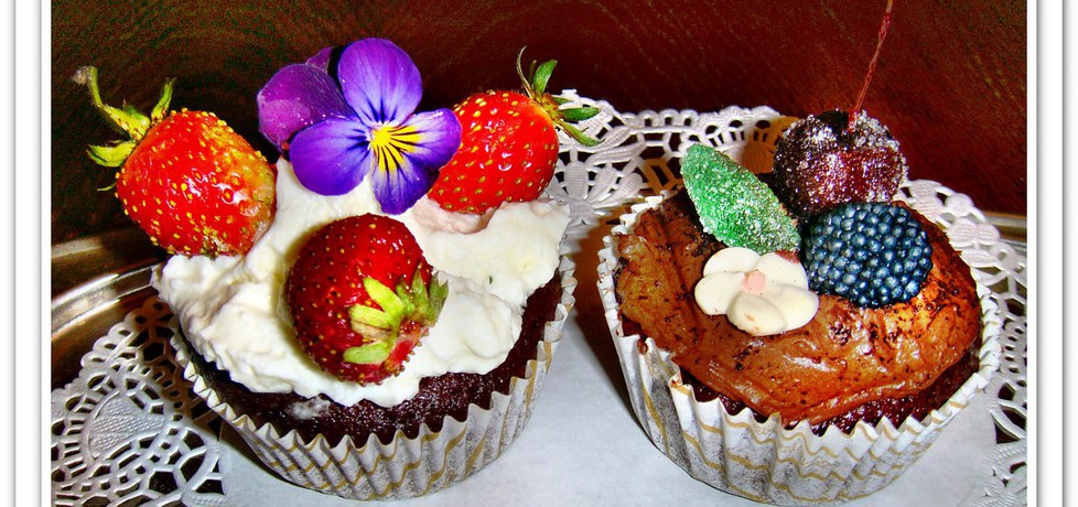 Cupcakes czekoladowe wg nigelli lawson (autor: christopher ...