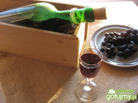 Przepis  nalewka z ciemnych winogron przepis