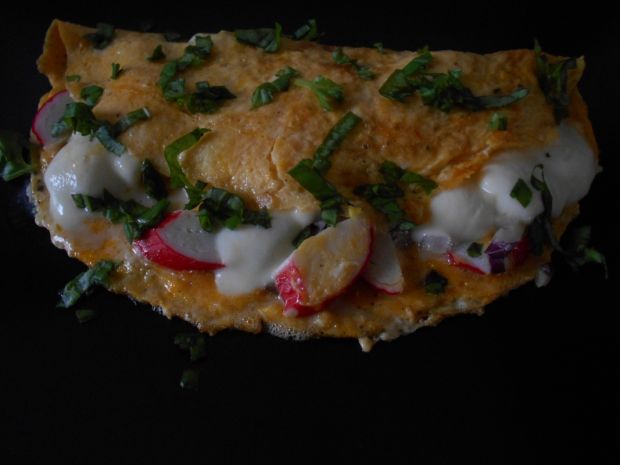 Przepis  omlet z surimi i mozzarellą przepis