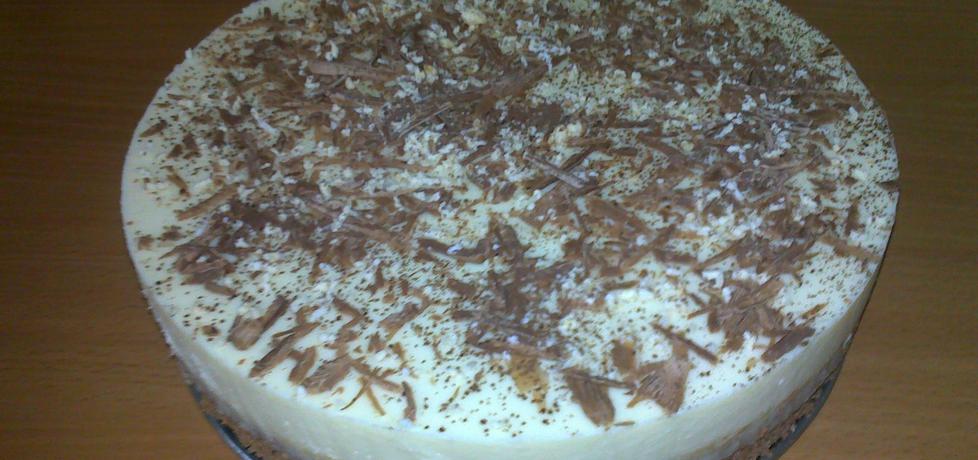 Aksamitny tort z białą czekoladą (autor: miroslawa)