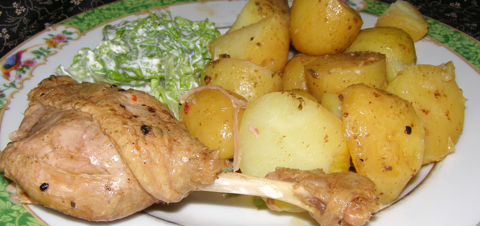 Szybkowar-udko z kaczki z sałatą i ziemniakami... (autor: w