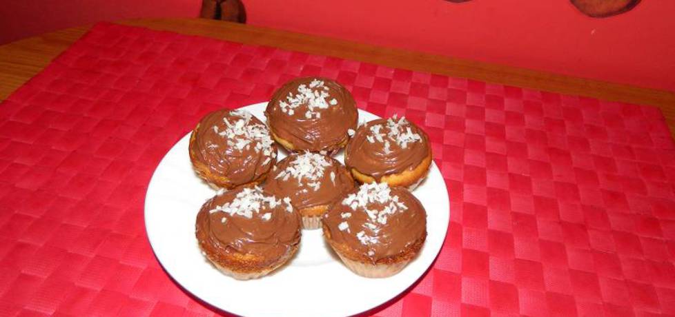 Mini muffinki waniliowe z dżemem jabłkowym. (autor: nogawkuchni ...