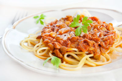 Spaghetti z tuńczykiem i soczewicą zieloną