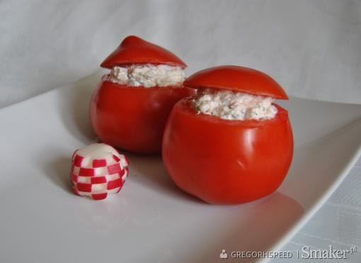 Pomidory nadziewane serem feta