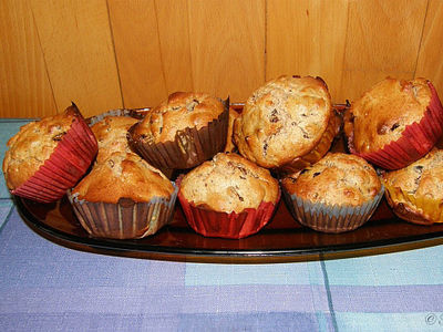 Muffinki z jabłkami i czekoladą