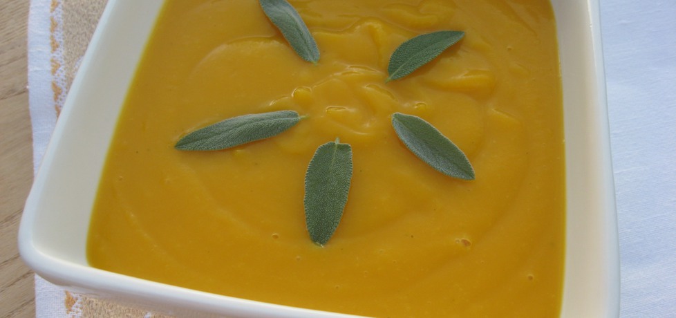 Kremowa zupa z dyni z szałwią (autor: anemon)