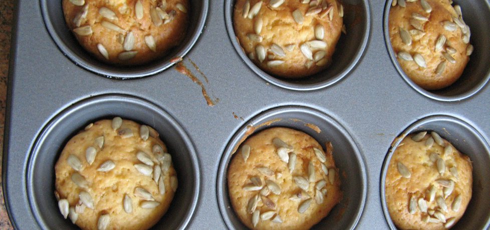 Muffinki ze słonecznikiem (autor: plocia)