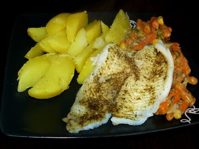 Ryba na parze z warzywami