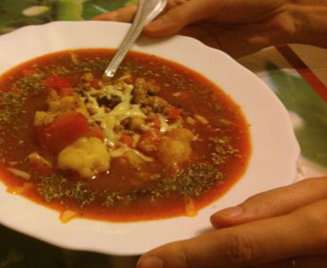 Zupa meksykańska z mięsem mielonym