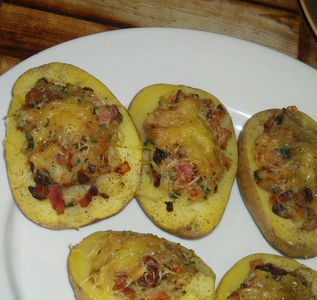 Ziemniaki faszerowane grzybami i serem