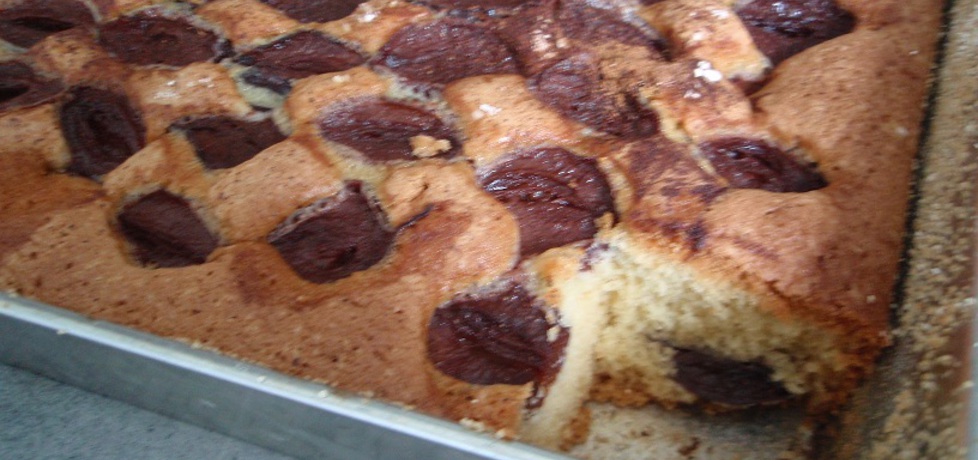 Ciasto ze śliwkami z kompotu (autor: karolciazip)