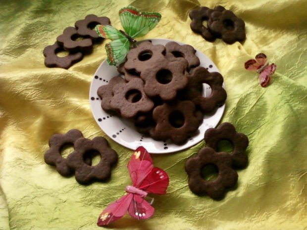 Przepis  kakaowe ciasteczka z dziurką przepis