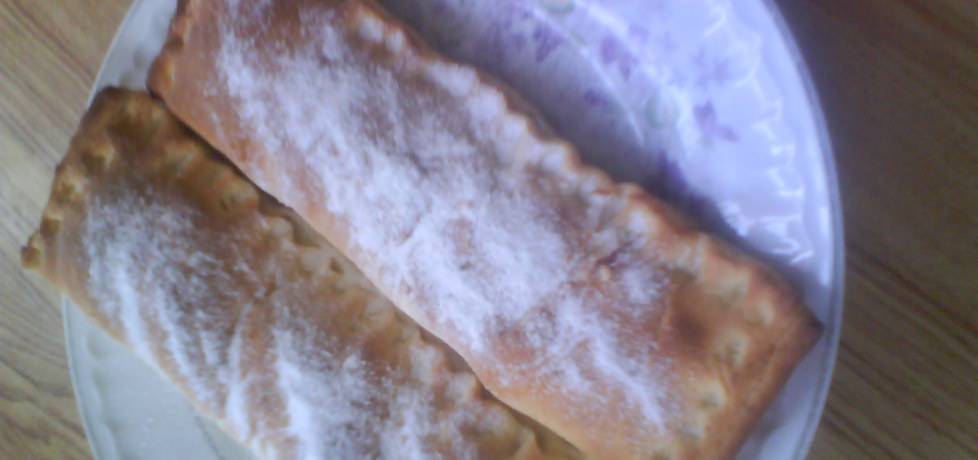 Ciasto francuskie z dżemem truskawkowym (autor: mira85 ...