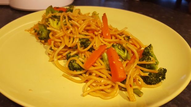 Przepis  makaron spaghetti z warzywami przepis