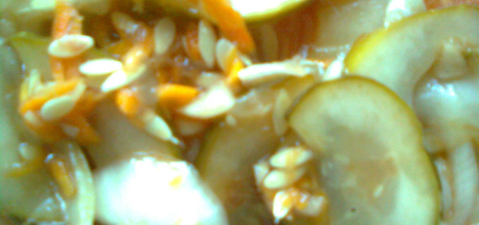 Salatka ogórkowa z przecierem pomidorowym (autor: emilia22 ...