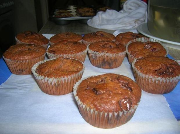 Przepis  muffiny czekoladowe z wiśniami przepis