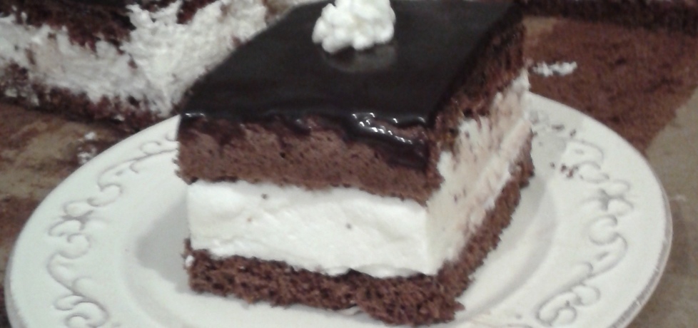 Ciasto czekoladowo  śmietankowe. (autor: bozena