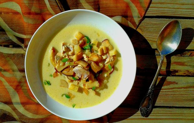 Przepis  zupa z pstrągiem i grzybami przepis