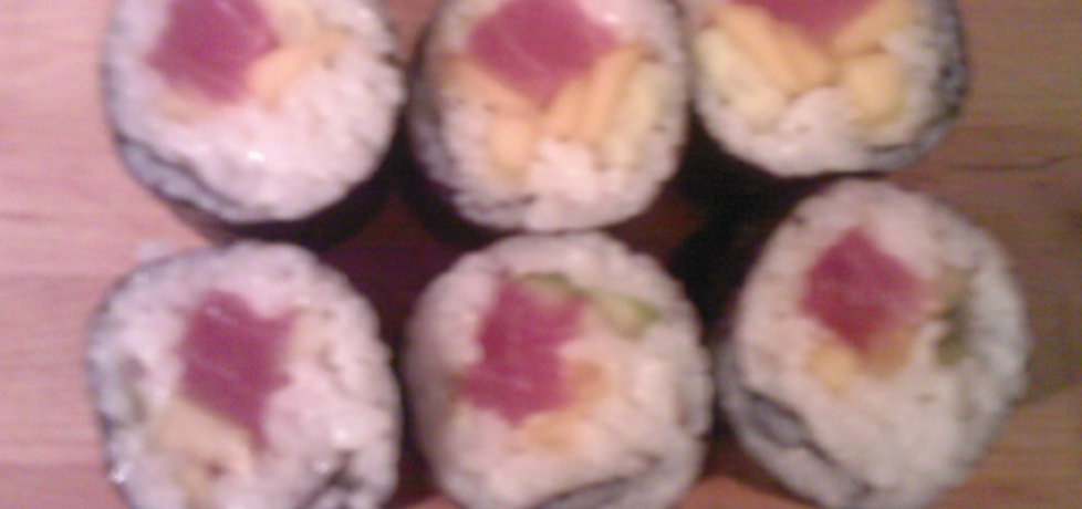 Maki sushi z tuńczykiem (autor: piotr35)