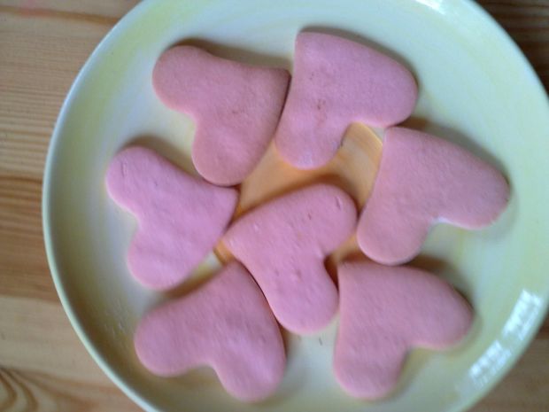 Przepis  ciasteczka- różowe serduszka przepis