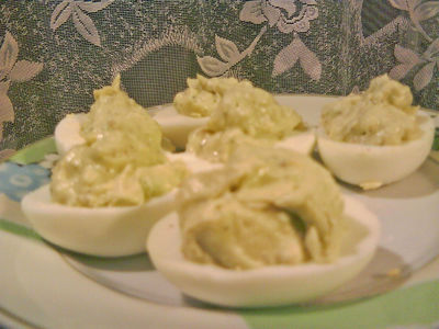 Jaja faszerowane awokado