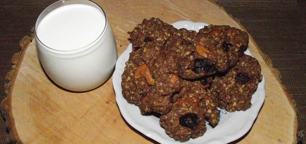 Owsiane kakaowe ciasteczka z mieszanką studencką (autor: konczi ...