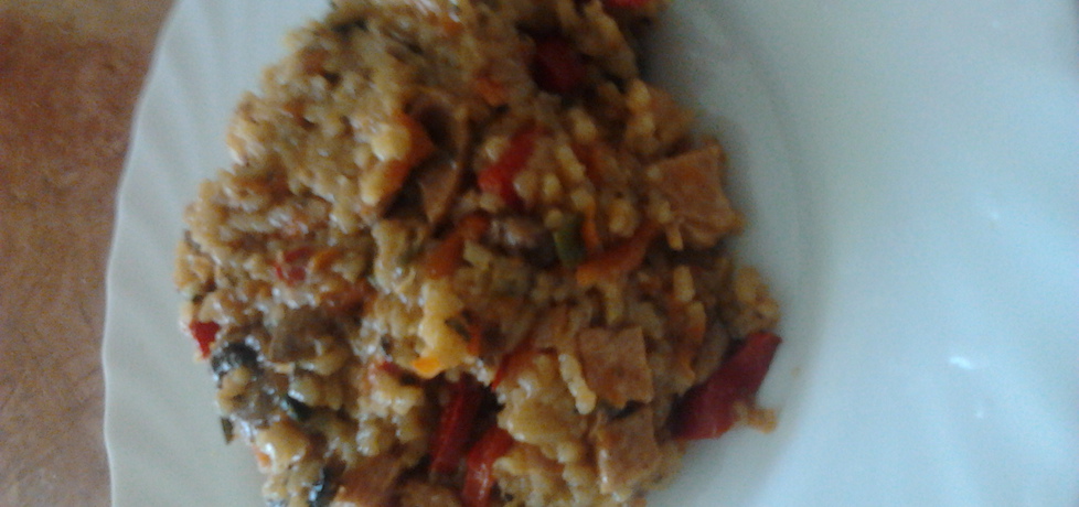 Pikantny ryż z dodatkami (autor: joanna16)