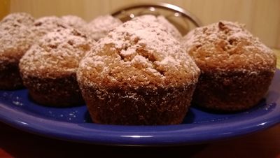 Ośnieżone muffiny z pomarańczową nutą