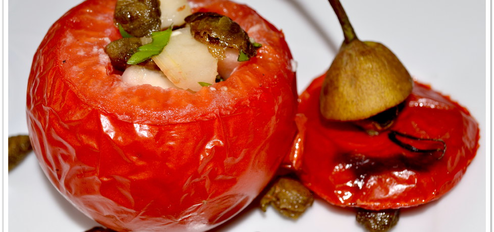 Pomidory zapiekane z gruszką i smażonymi kaparami (autor ...