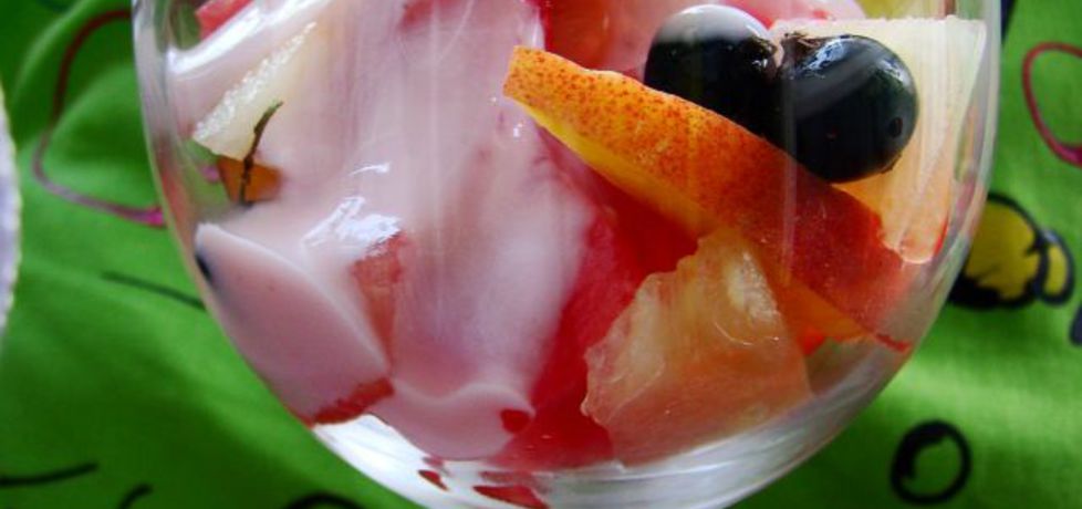 Sałatka owocowa z jogurtem (autor: iwa643)