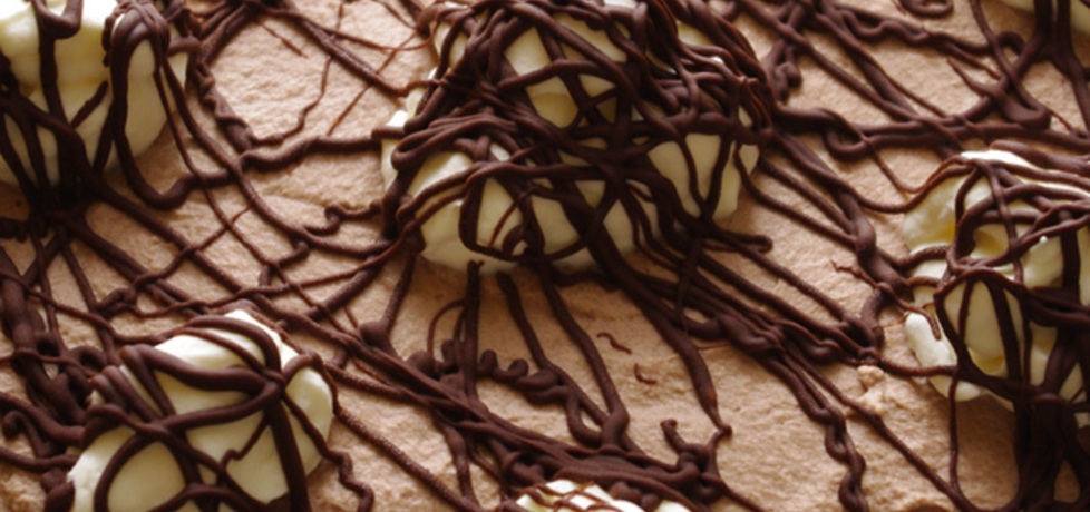 Tort czekoladowy z gruszkami (autor: marinia)