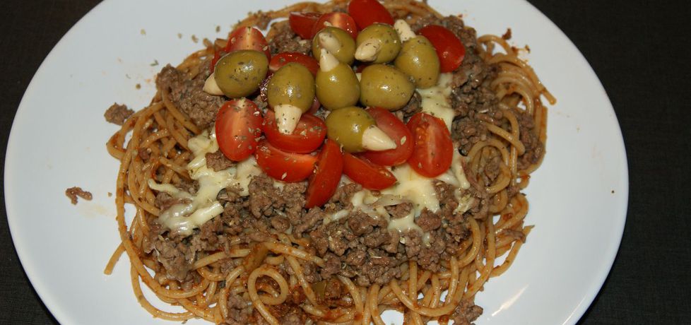 Spaghetti bolognese z czerwonym pesto (autor: arbuzowo ...