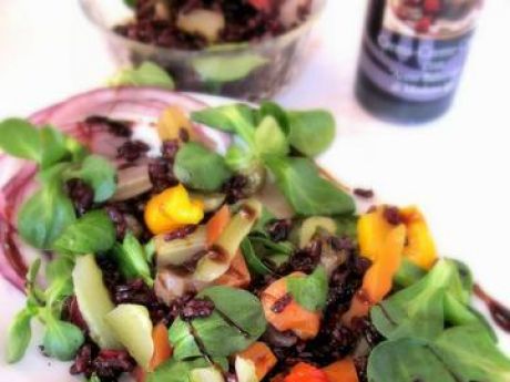 Przepis  sałatka z czarnym ryżem i warzywami przepis
