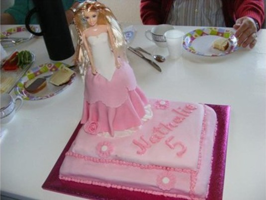 Tort barbie (albo princessa)
