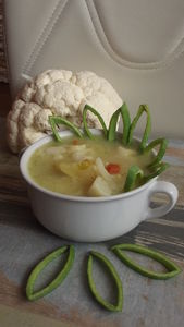 Zupa kalafiorowa z porem