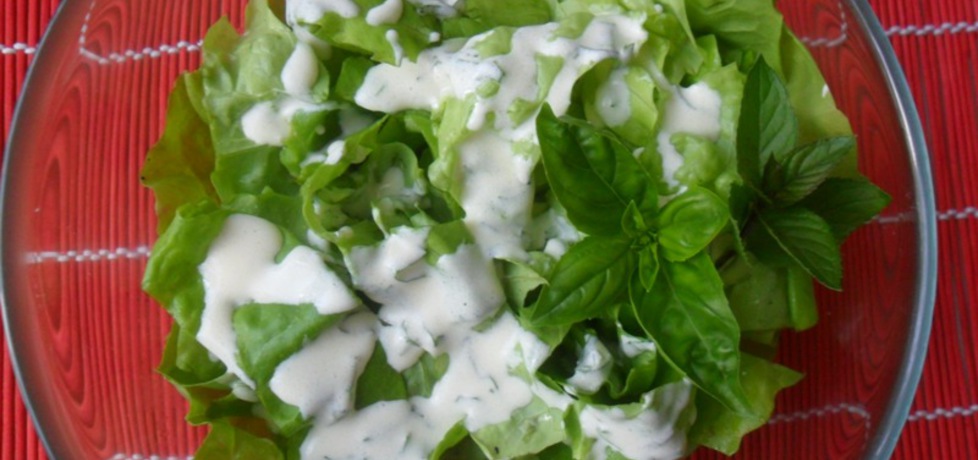 Zielona sałata w sosie ziołowym (autor: renatazet)