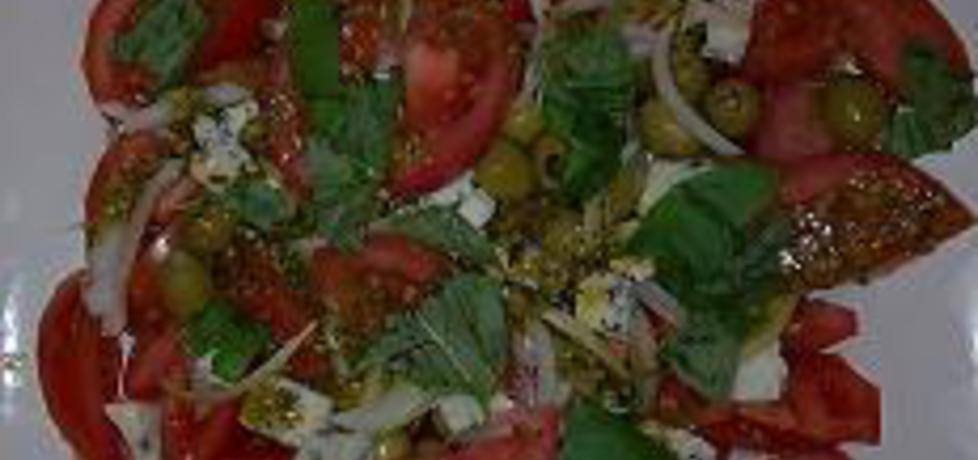 Ćwiartki pomidora z oliwkami (autor: malinka)