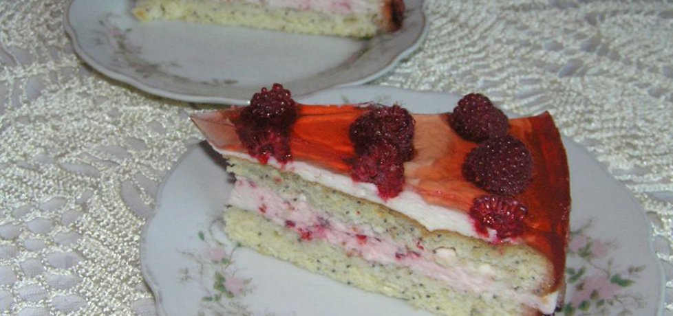 Tort malinowy (autor: magdalenamadija)