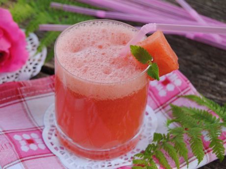 Przepis  różowy-arbuzowy drink przepis
